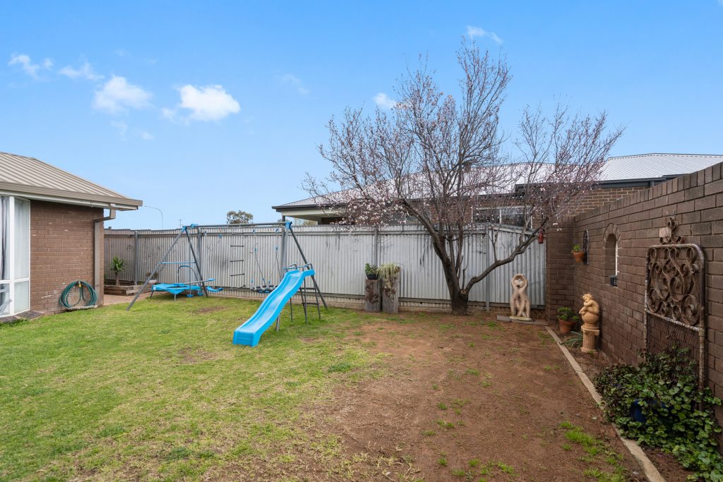 76 Boundary Road, Narrandera NSW 2700 - photo 14