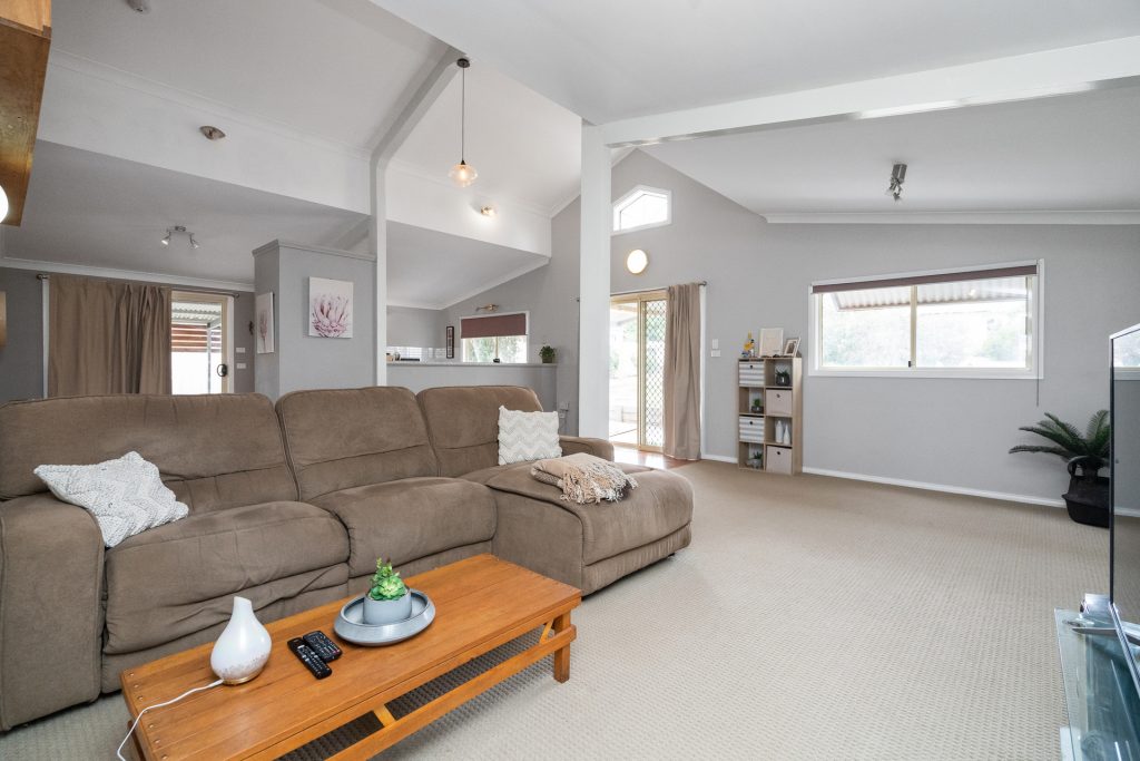 18 Frank Street, Narrandera NSW 2700 - photo 4