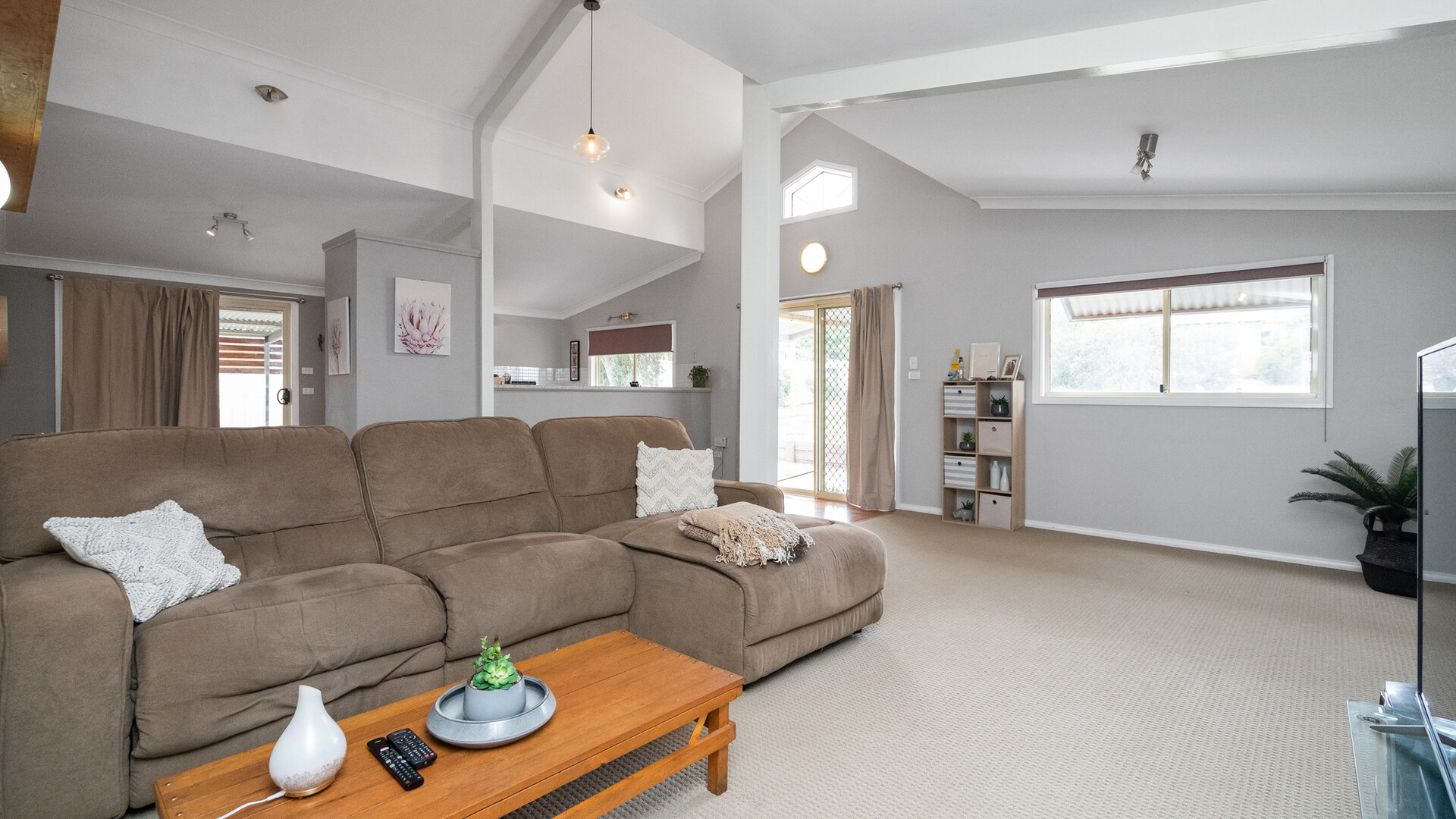 18 Frank Street, Narrandera NSW 2700 - photo 4