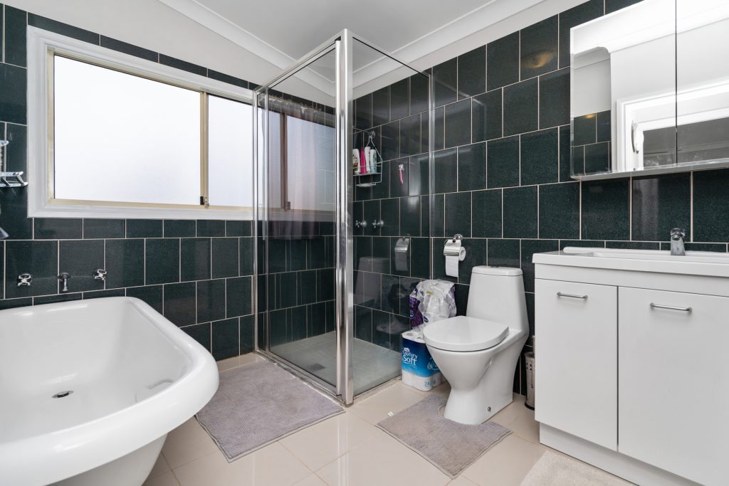18 Frank Street, Narrandera NSW 2700 - photo 9