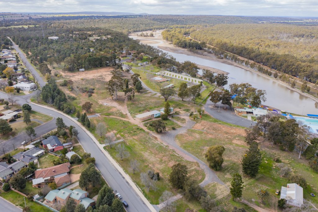 Elizabeth Street, Narrandera NSW 2700 - photo 2