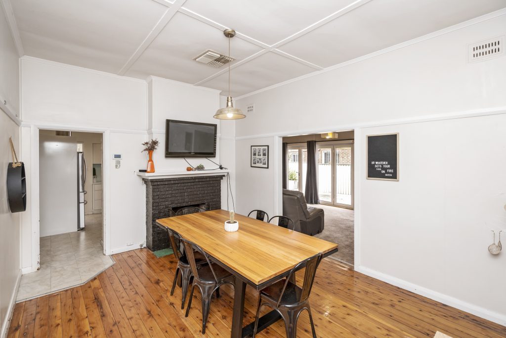 147 Palm Avenue, Leeton NSW 2705 - photo 7