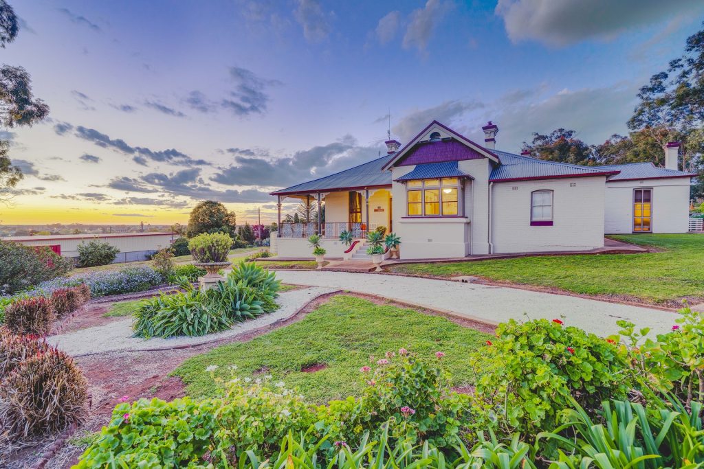 14 Redmond Street, Temora NSW 2666 - McGrath Riverina