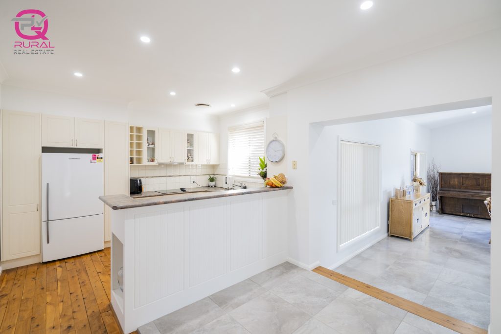 135 Anzac Street, Temora NSW 2666 - photo 4