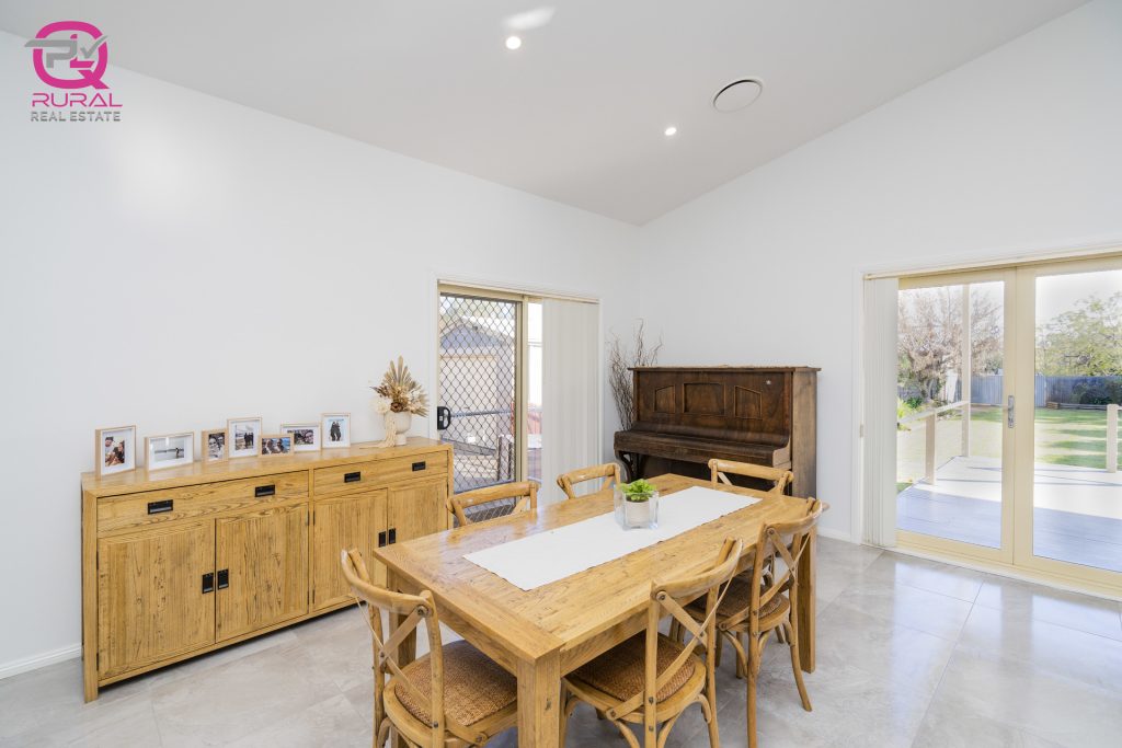 135 Anzac Street, Temora NSW 2666 - photo 7