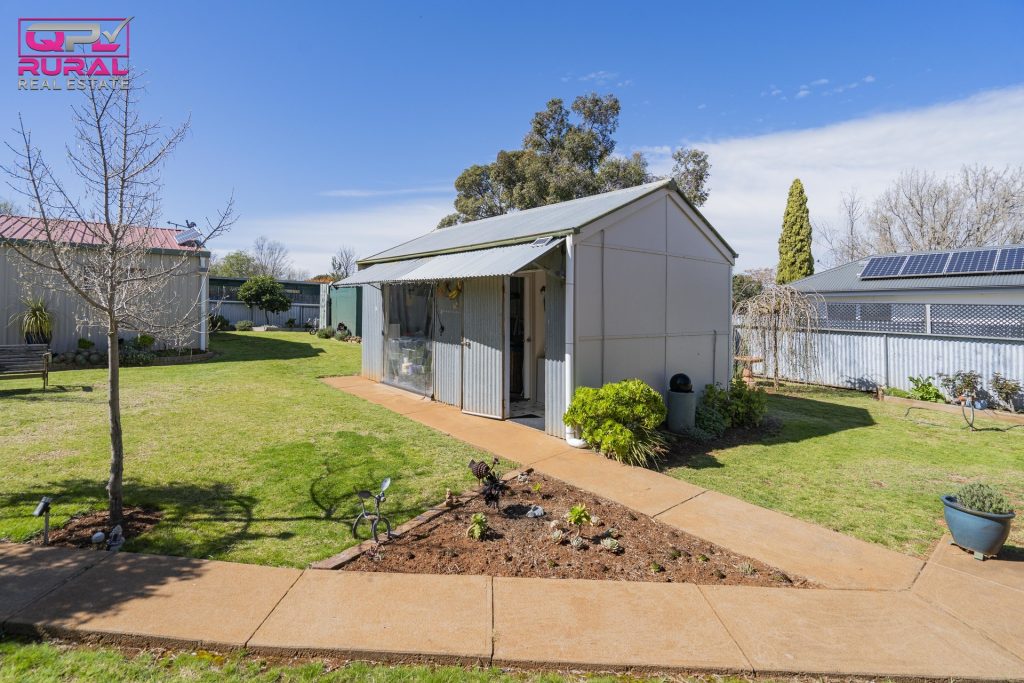 77 Haig Street, Temora NSW 2666 - photo 16