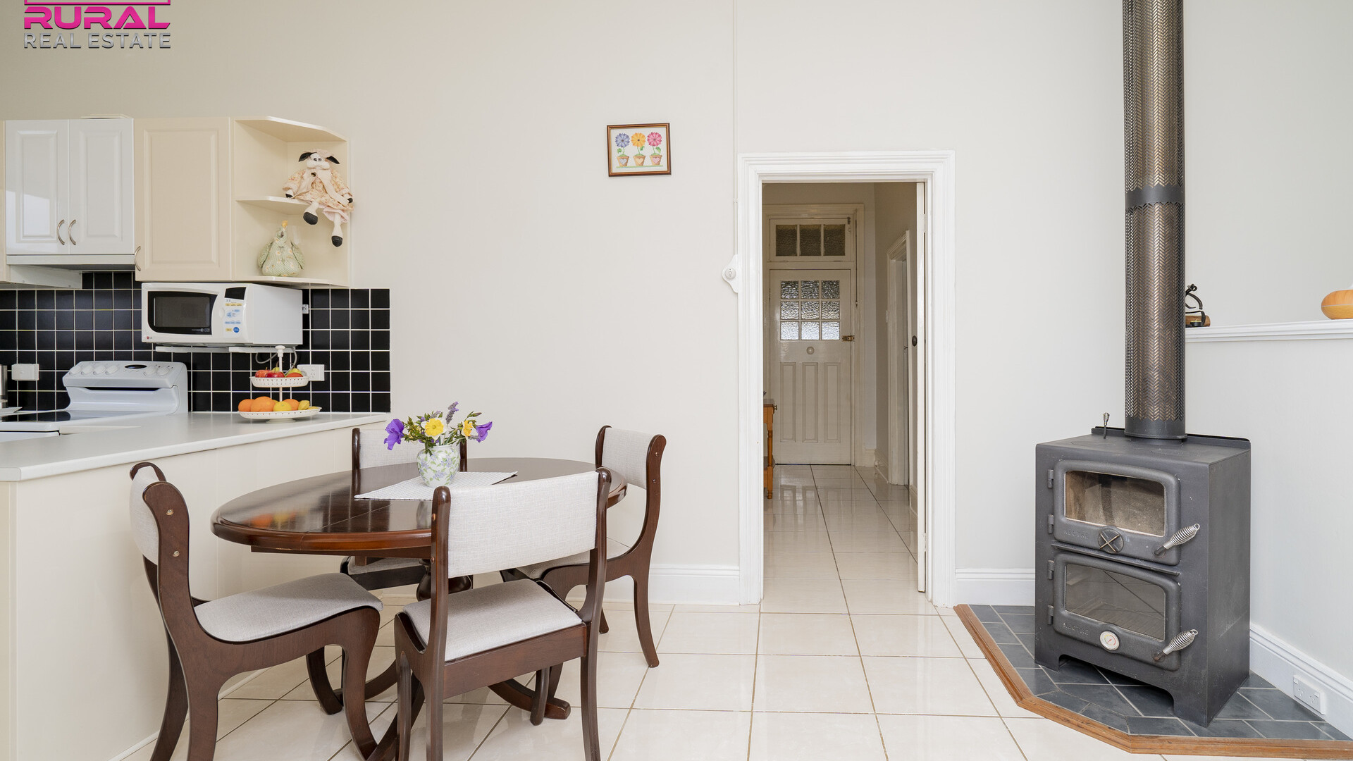 77 Haig Street, Temora NSW 2666 - photo 7