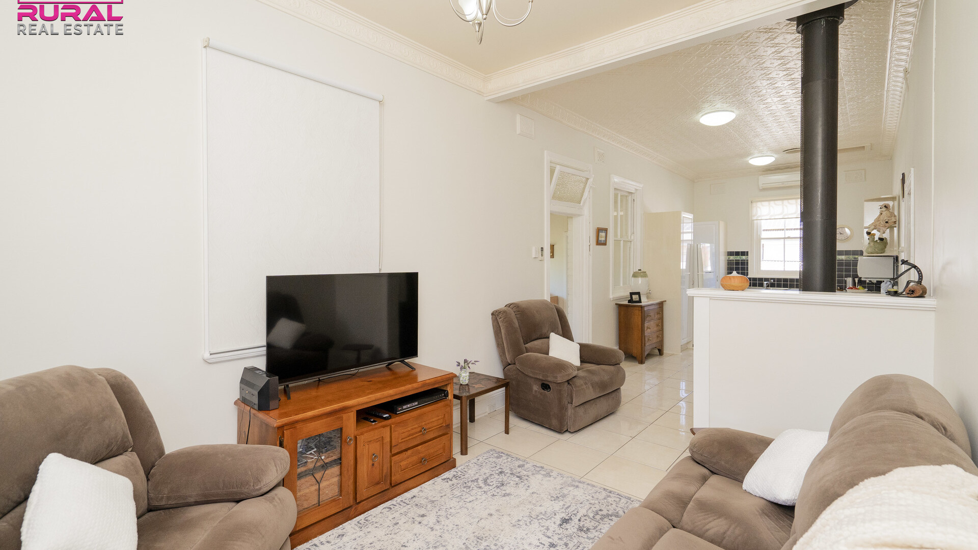77 Haig Street, Temora NSW 2666 - photo 8