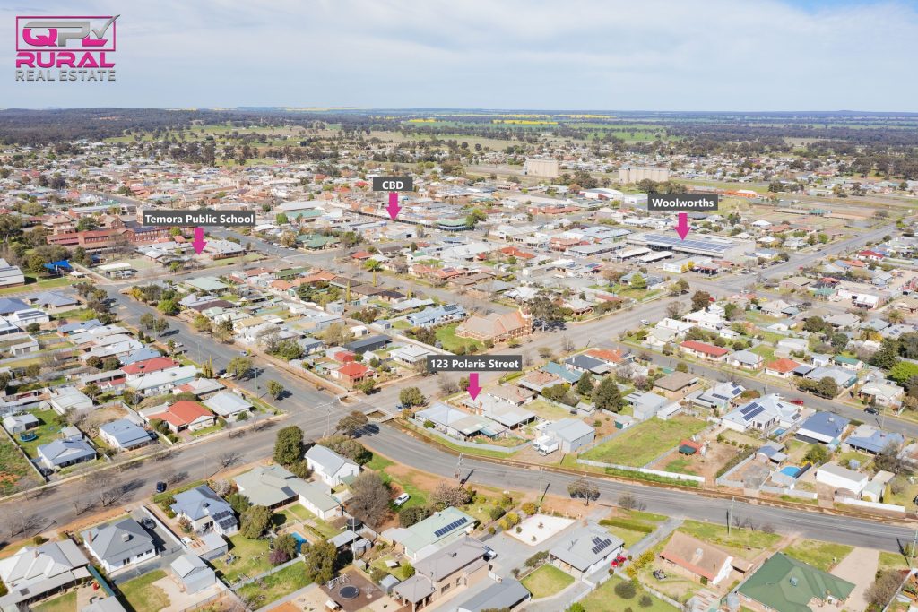123 Polaris Street, Temora NSW 2666 - photo 2