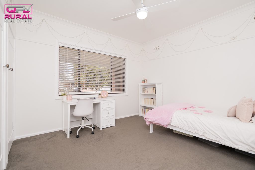 123 Polaris Street, Temora NSW 2666 - photo 13