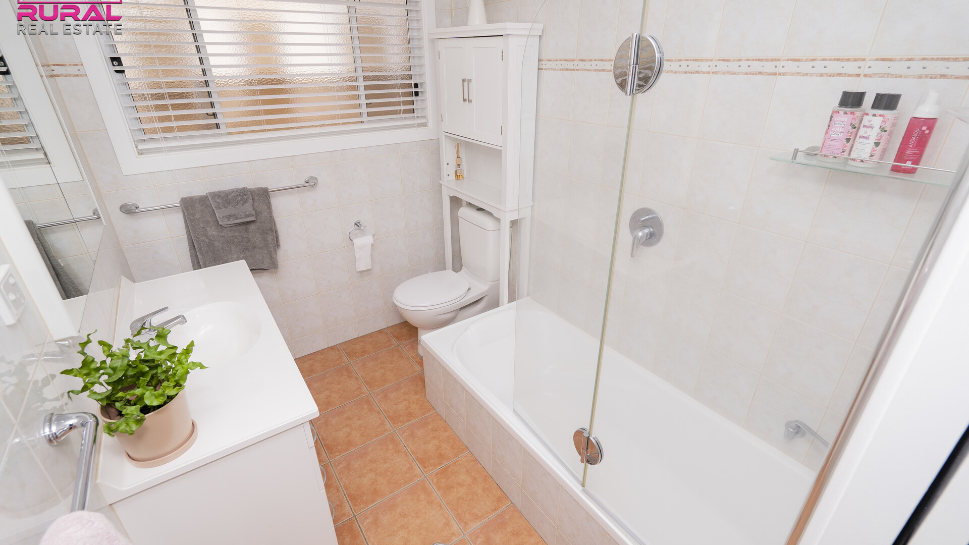 123 Polaris Street, Temora NSW 2666 - photo 14