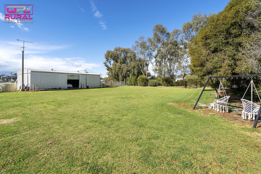 5 Argyle Street, Leeton NSW 2705 - photo 16