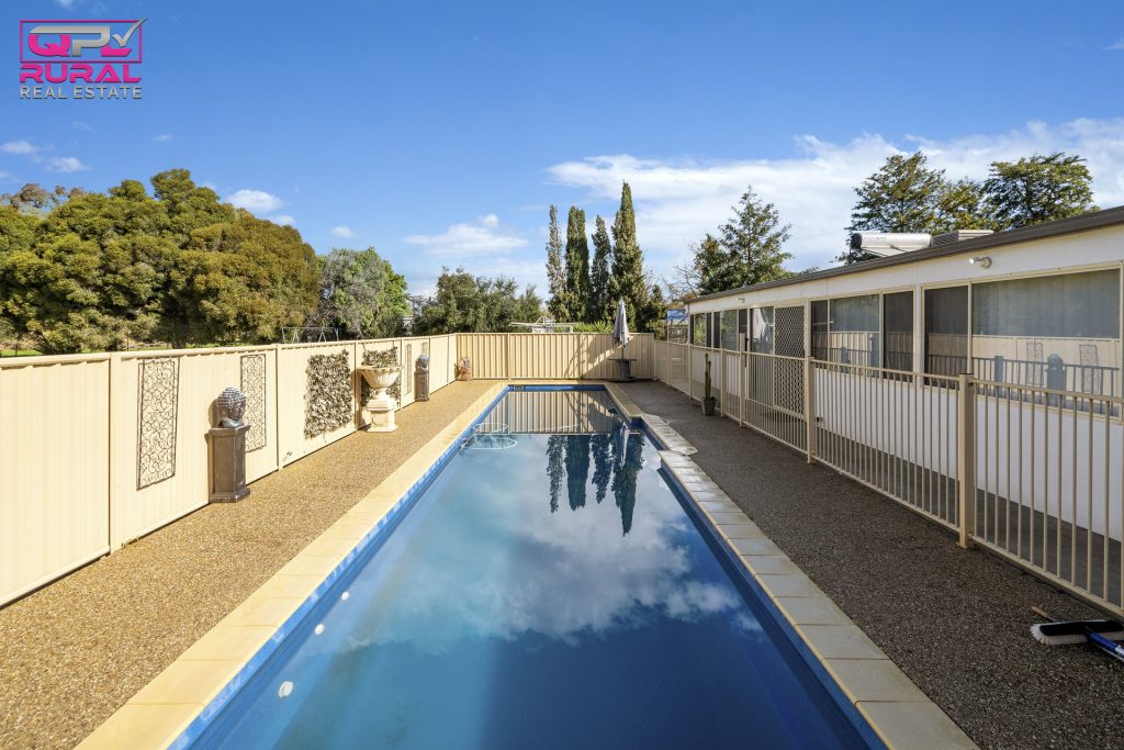 5 Argyle Street, Leeton NSW 2705 - photo 4