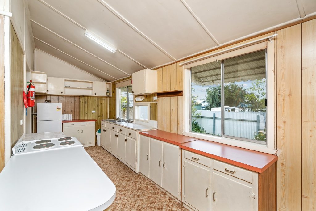 2 Athel Crescent, Leeton NSW 2705 - photo 4