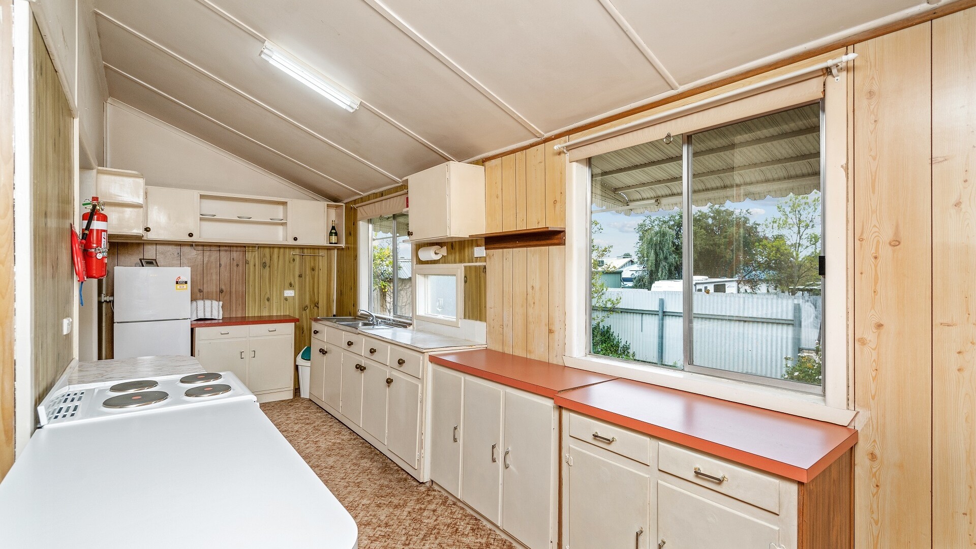 2 Athel Crescent, Leeton NSW 2705 - photo 4
