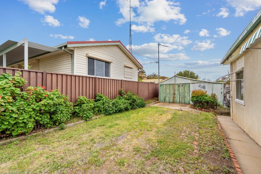 2 Athel Crescent, Leeton NSW 2705 - photo 10
