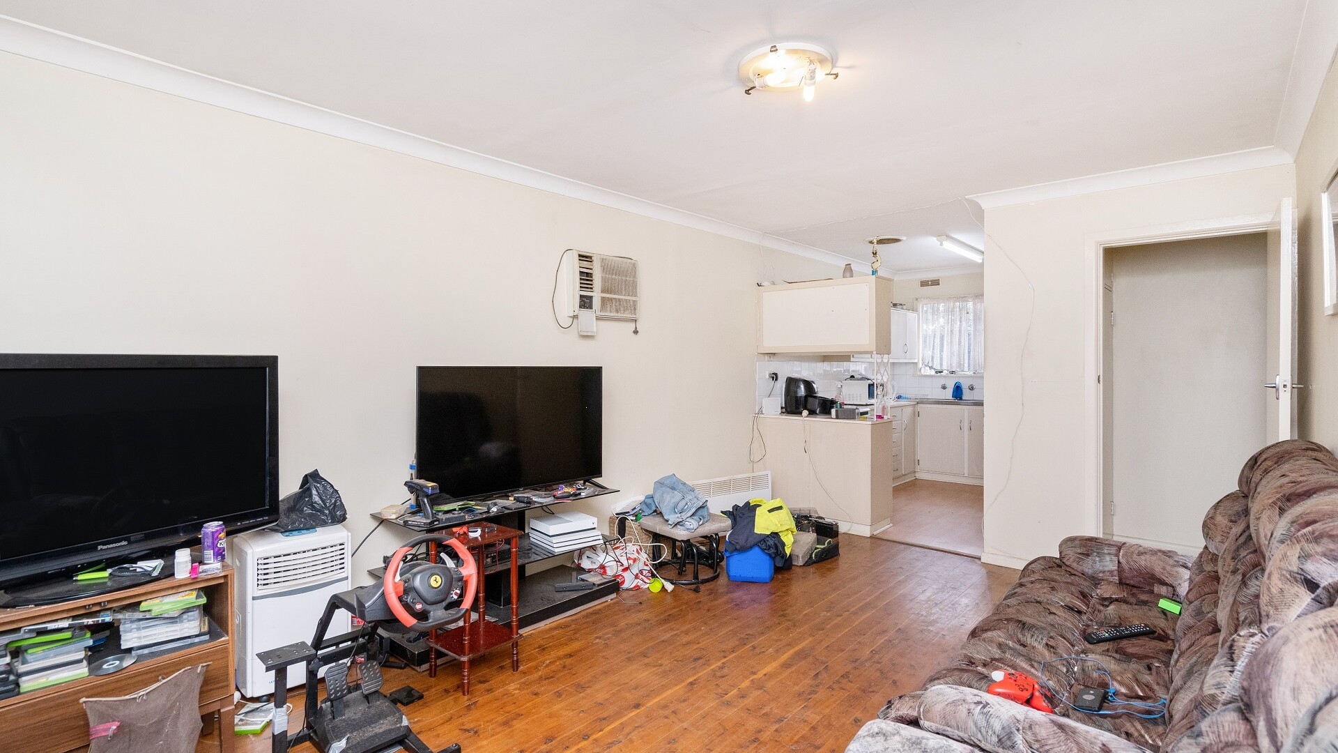 35 Dalgetty Street, Narrandera NSW 2700 - photo 11
