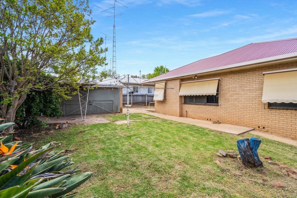 24 May Street, Narrandera NSW 2700 - photo 12