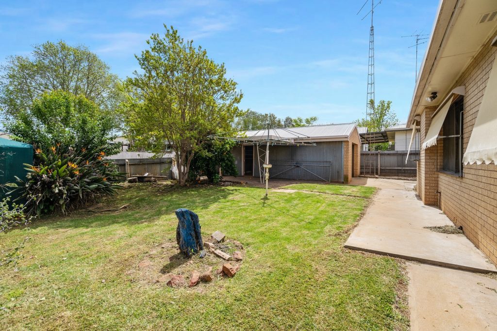 24 May Street, Narrandera NSW 2700 - photo 13