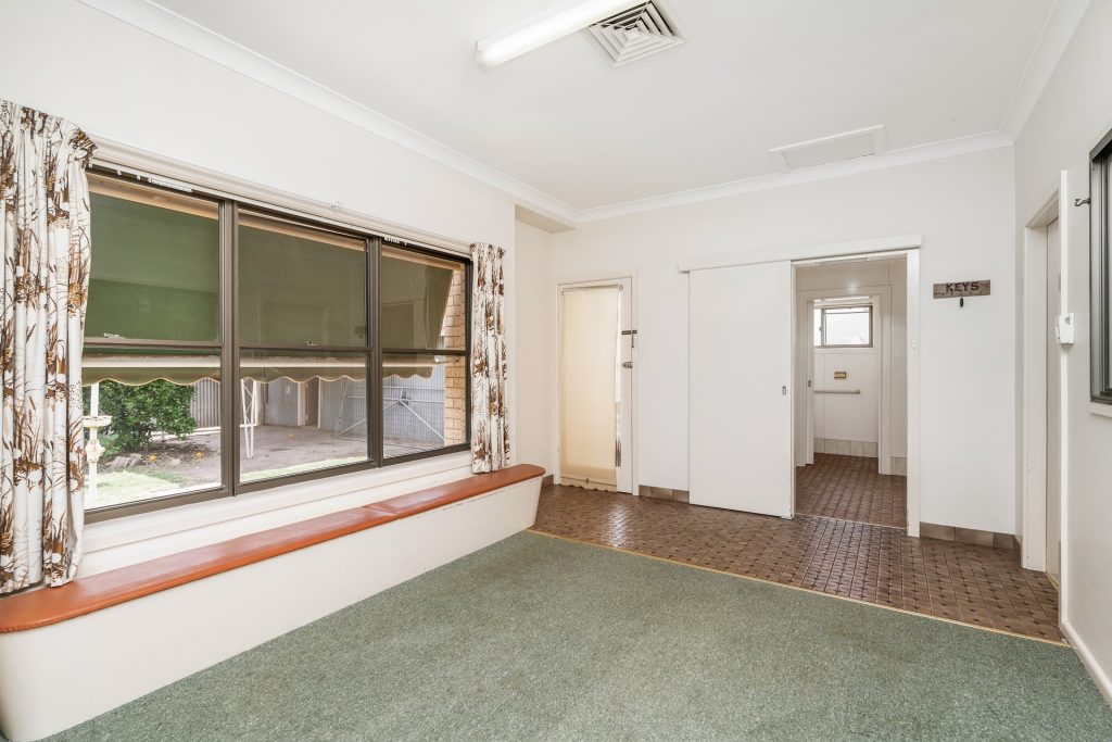 24 May Street, Narrandera NSW 2700 - photo 8