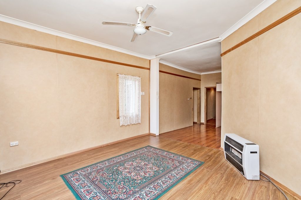 24 Argus Street, Narrandera NSW 2700 - photo 5