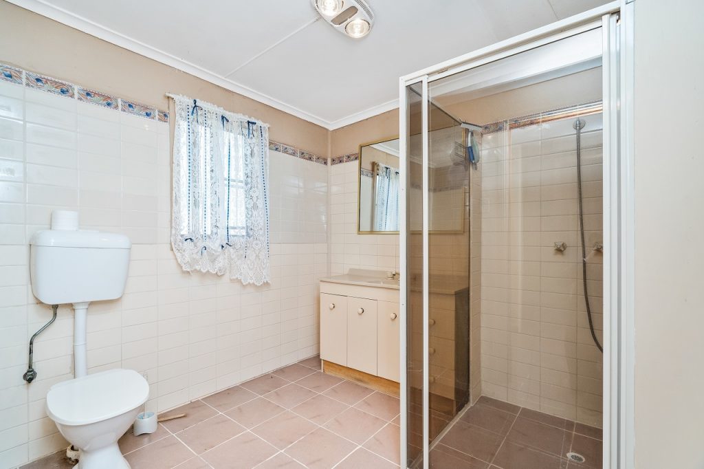 24 Argus Street, Narrandera NSW 2700 - photo 9