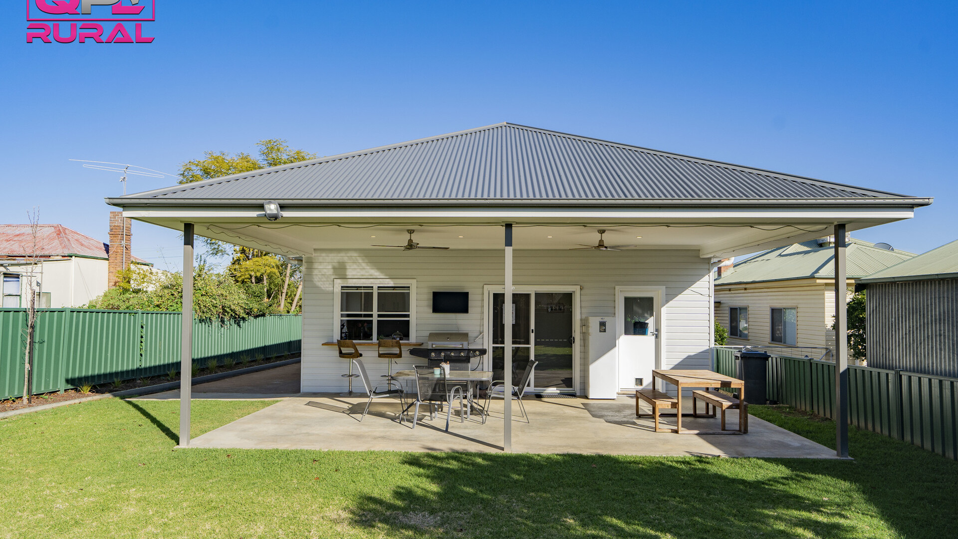 125 Kitchener Road, Temora NSW 2666 - photo 15