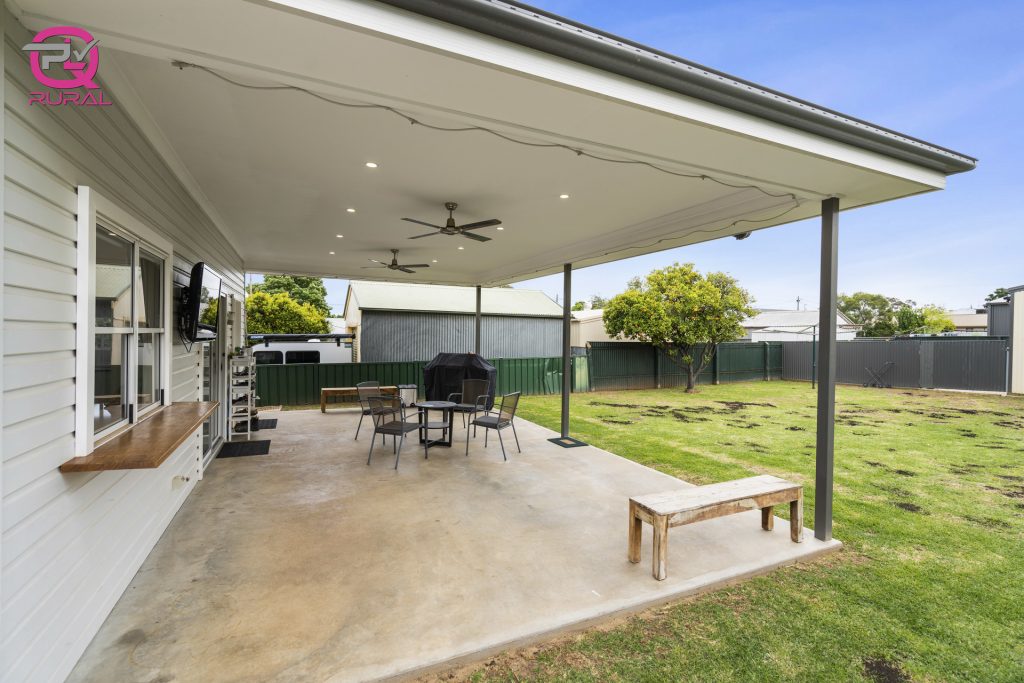 125 Kitchener Road, Temora NSW 2666 - photo 3