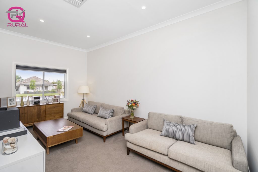 125 Kitchener Road, Temora NSW 2666 - photo 7