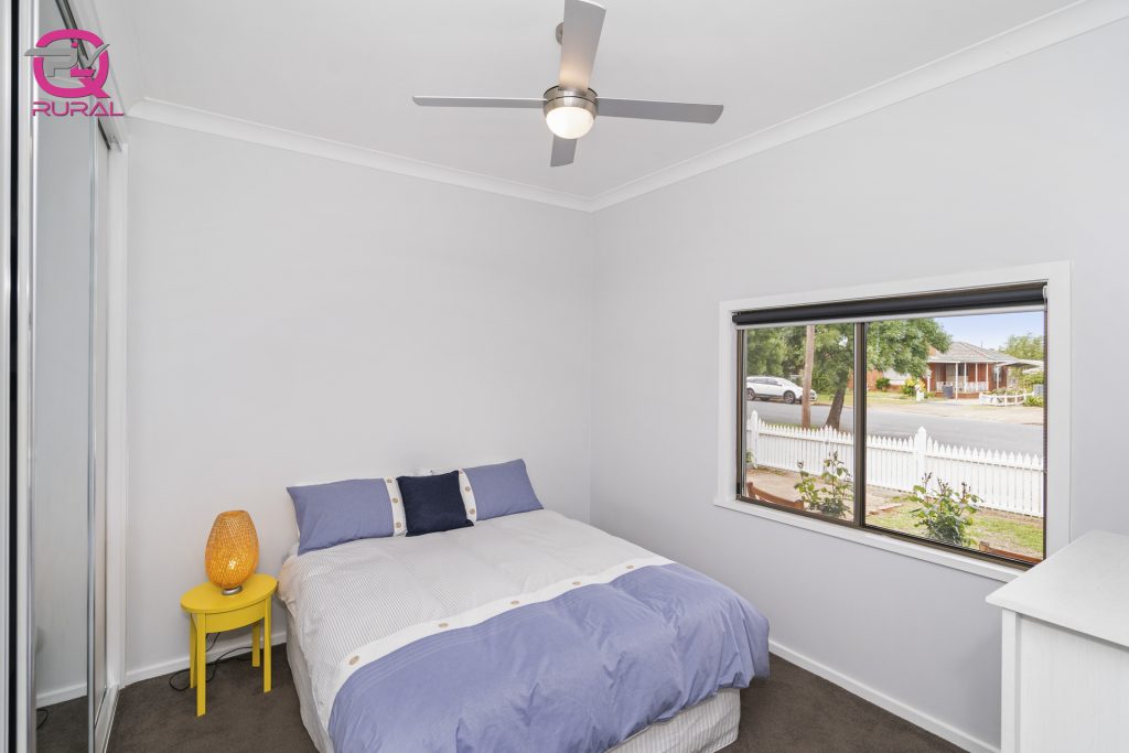 125 Kitchener Road, Temora NSW 2666 - photo 9