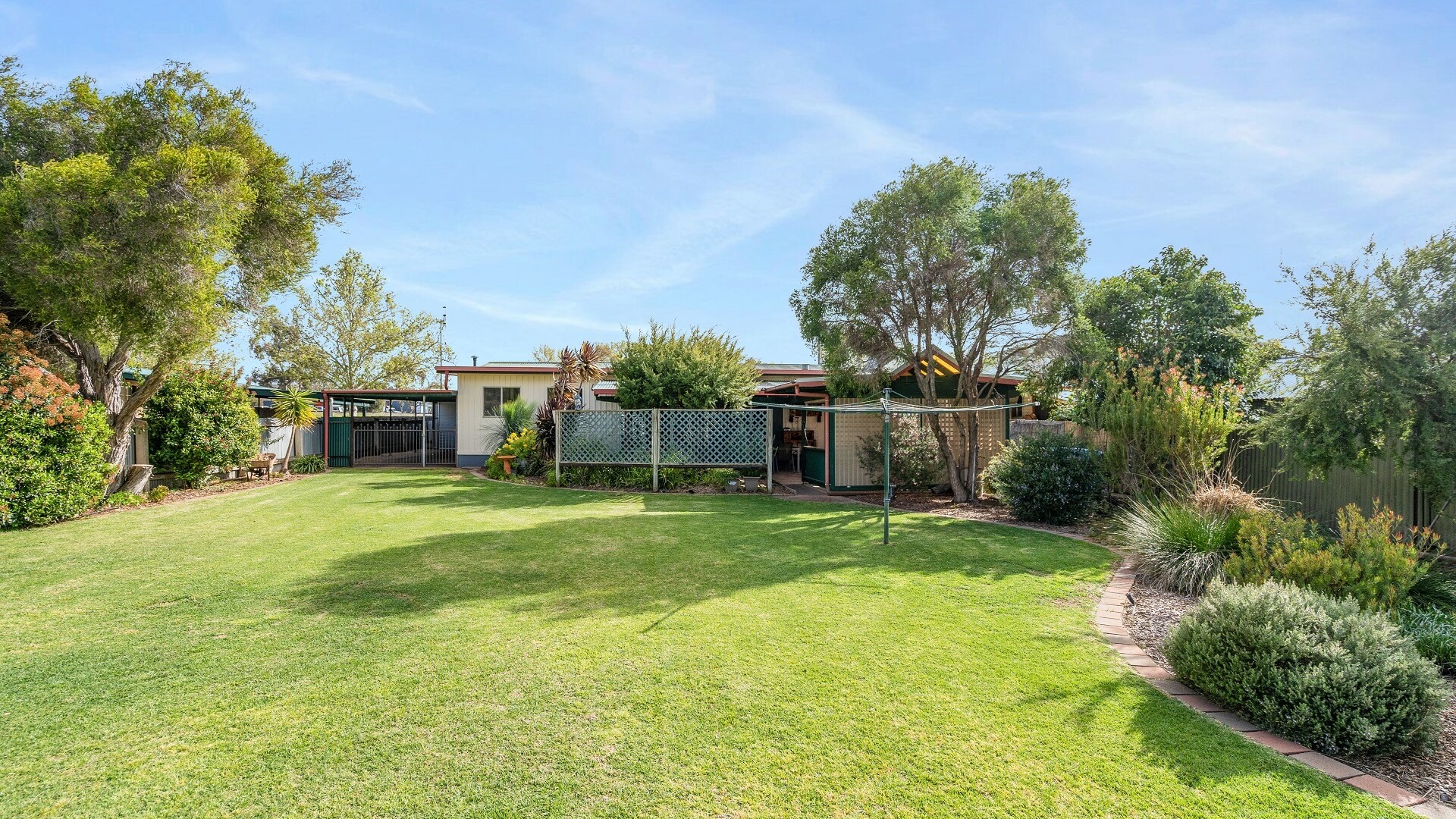 16 Whitton Street, Narrandera NSW 2700 - photo 16
