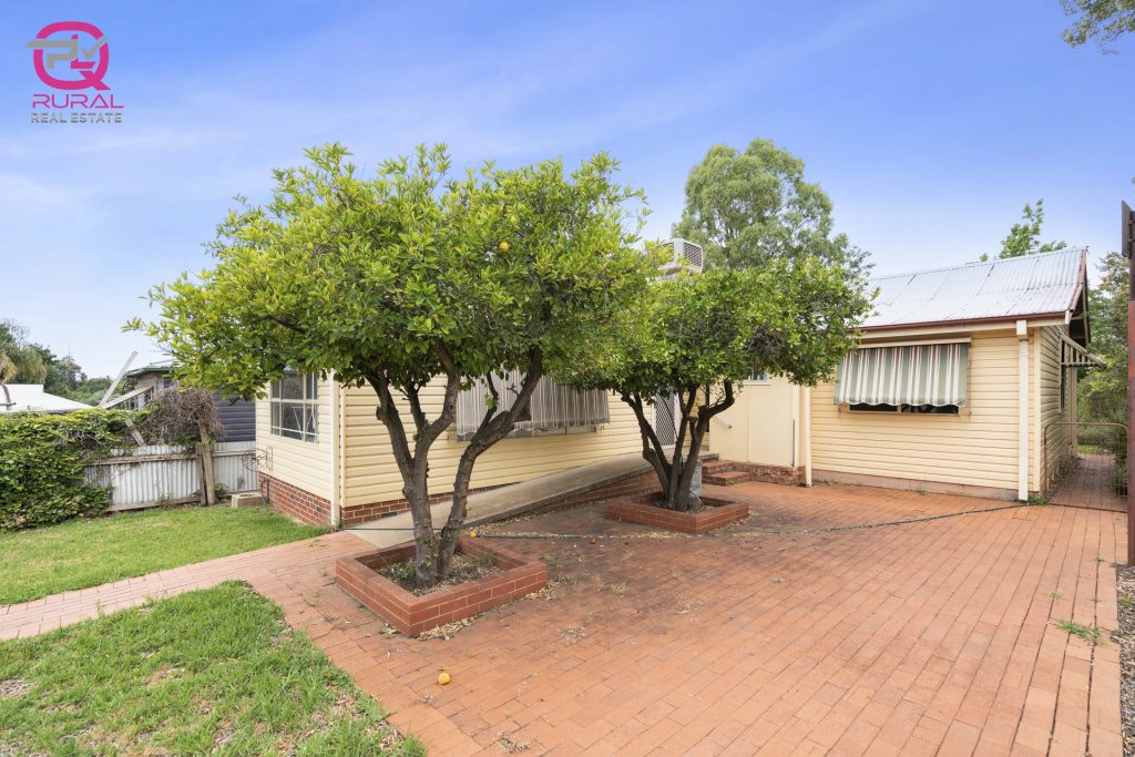 73 Twynam Street, Narrandera NSW 2700 - photo 15