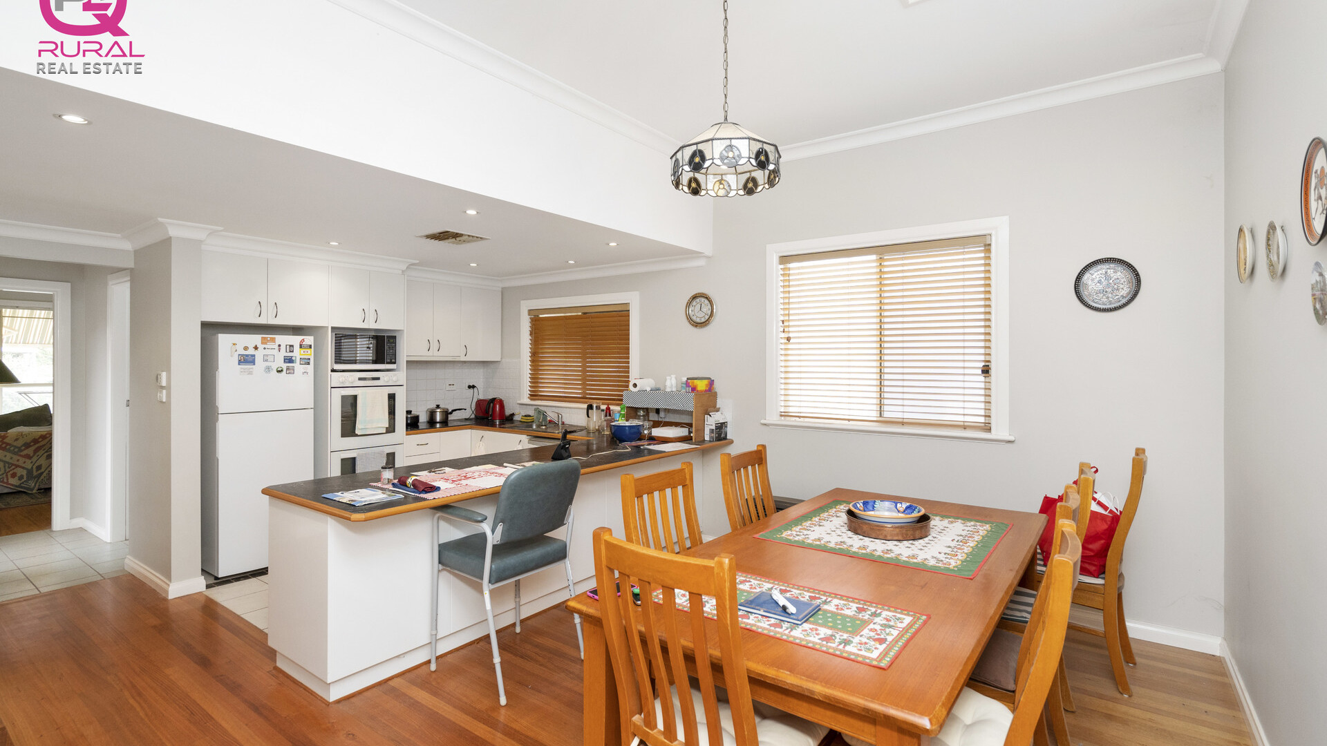 73 Twynam Street, Narrandera NSW 2700 - photo 4