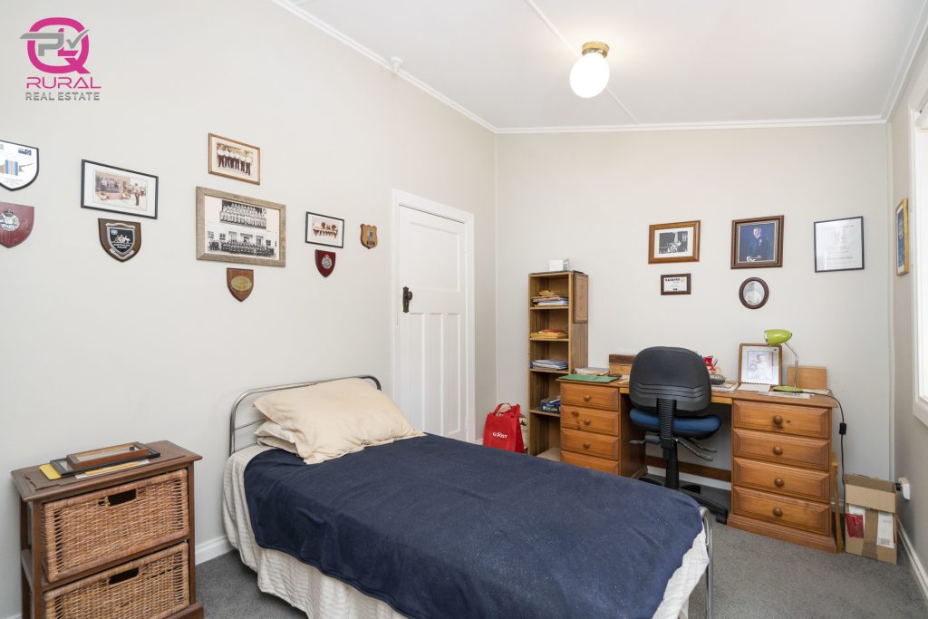 73 Twynam Street, Narrandera NSW 2700 - photo 9