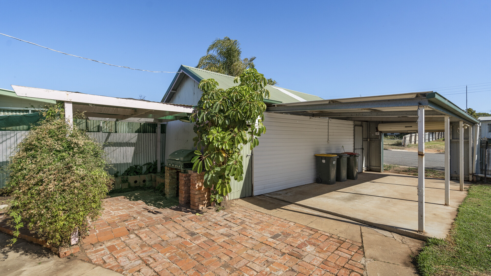 45 Ferrier Street, Narrandera NSW 2700 - photo 11