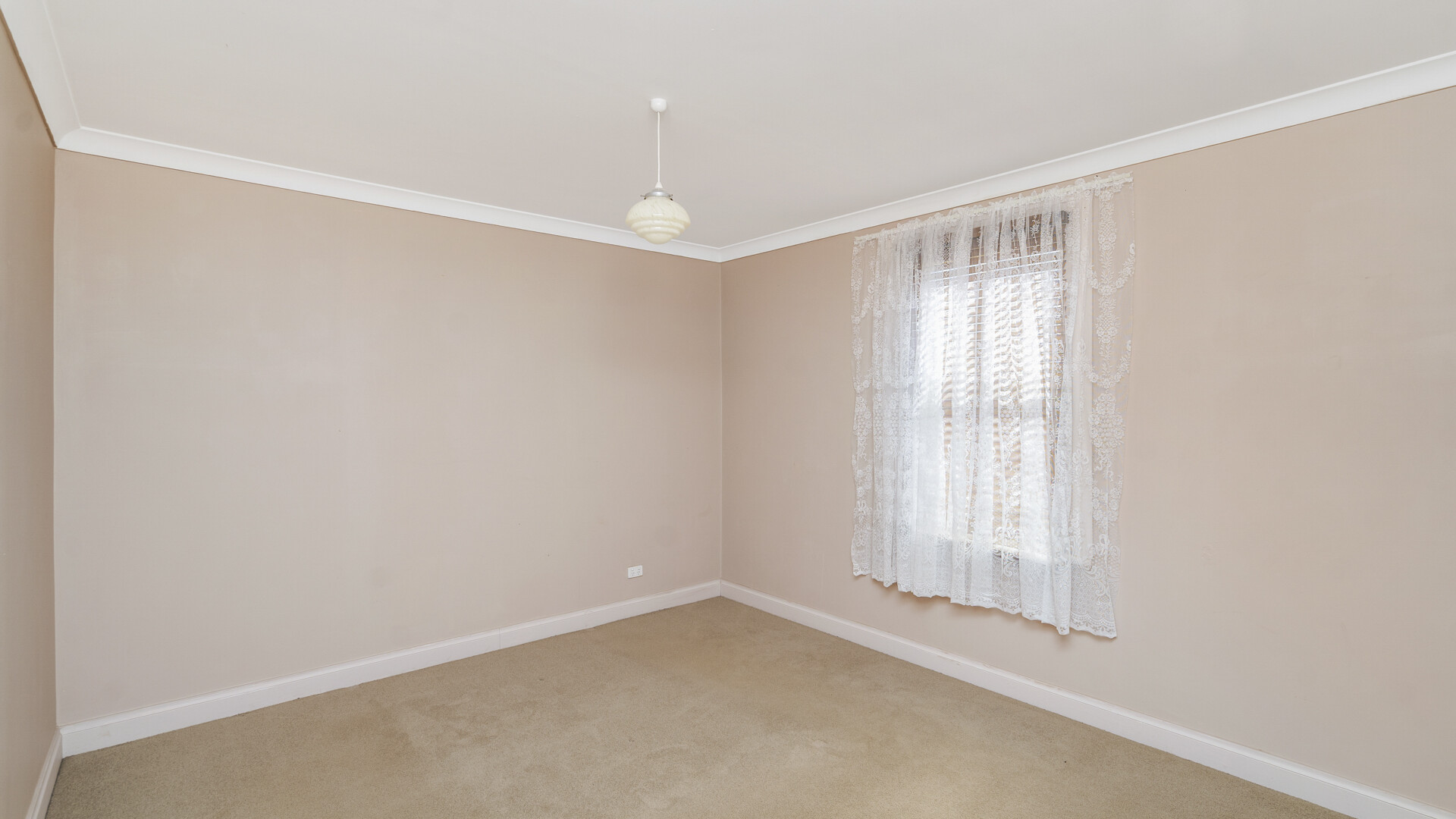 45 Ferrier Street, Narrandera NSW 2700 - photo 8