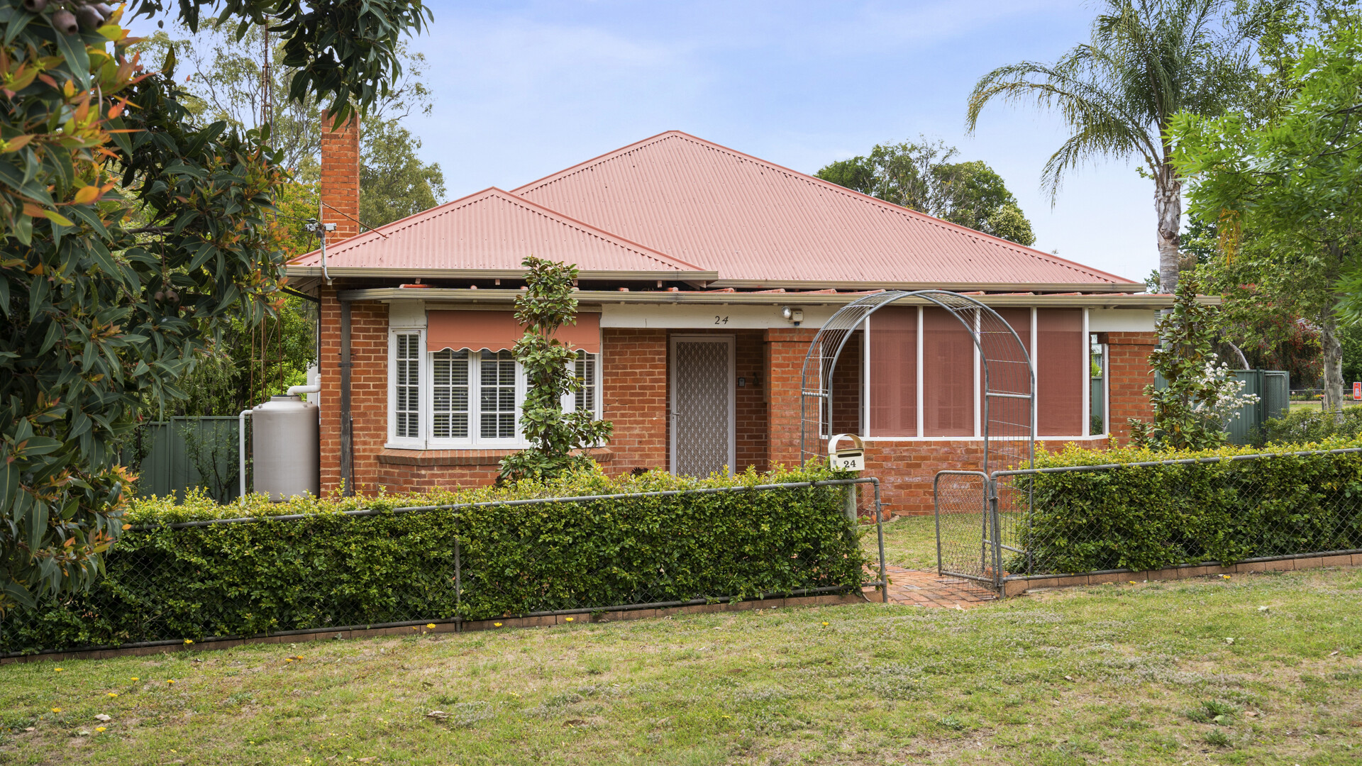 24 Roberts Street, Narrandera NSW 2700 - photo 2