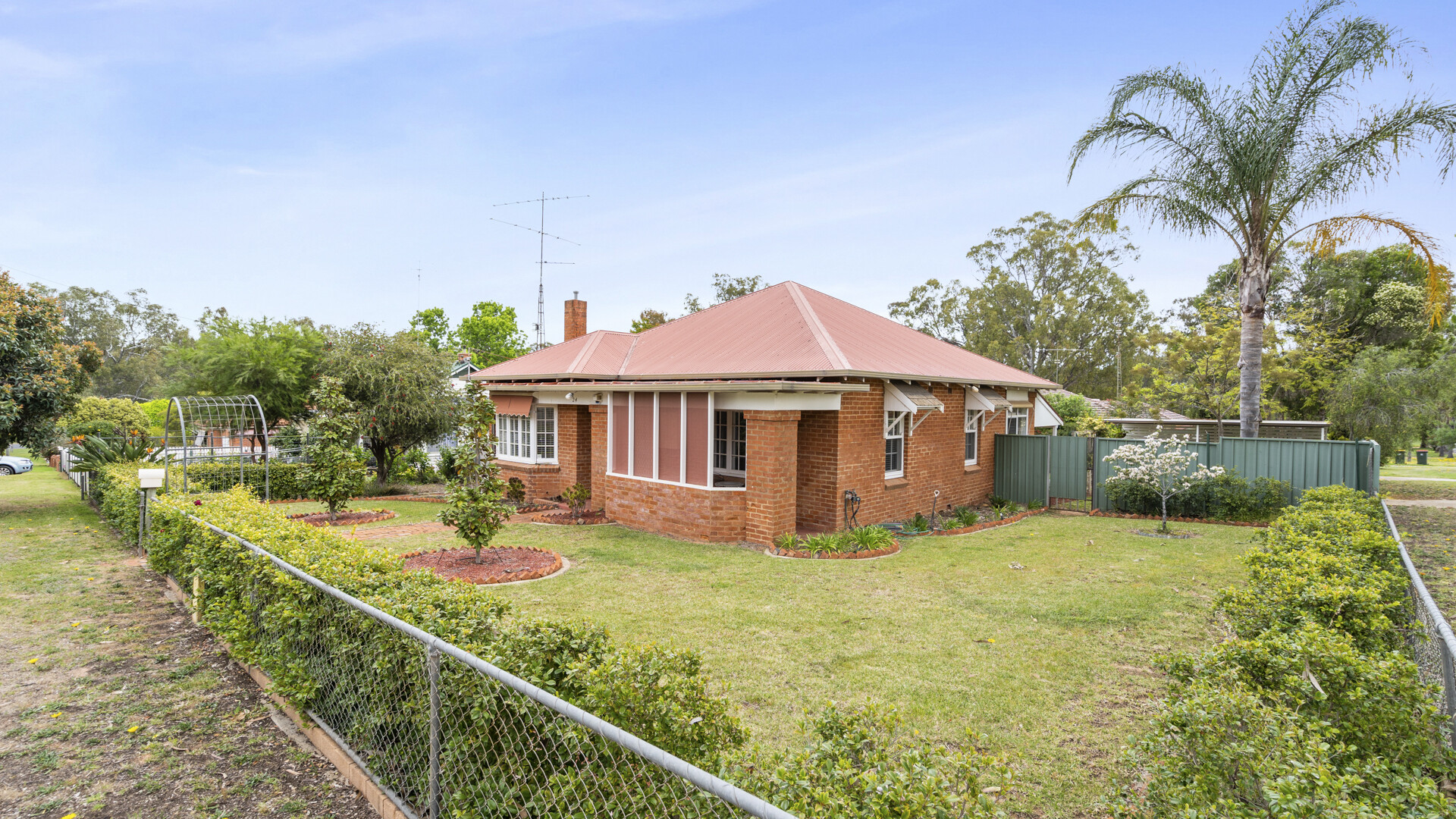 24 Roberts Street, Narrandera NSW 2700 - McGrath Riverina