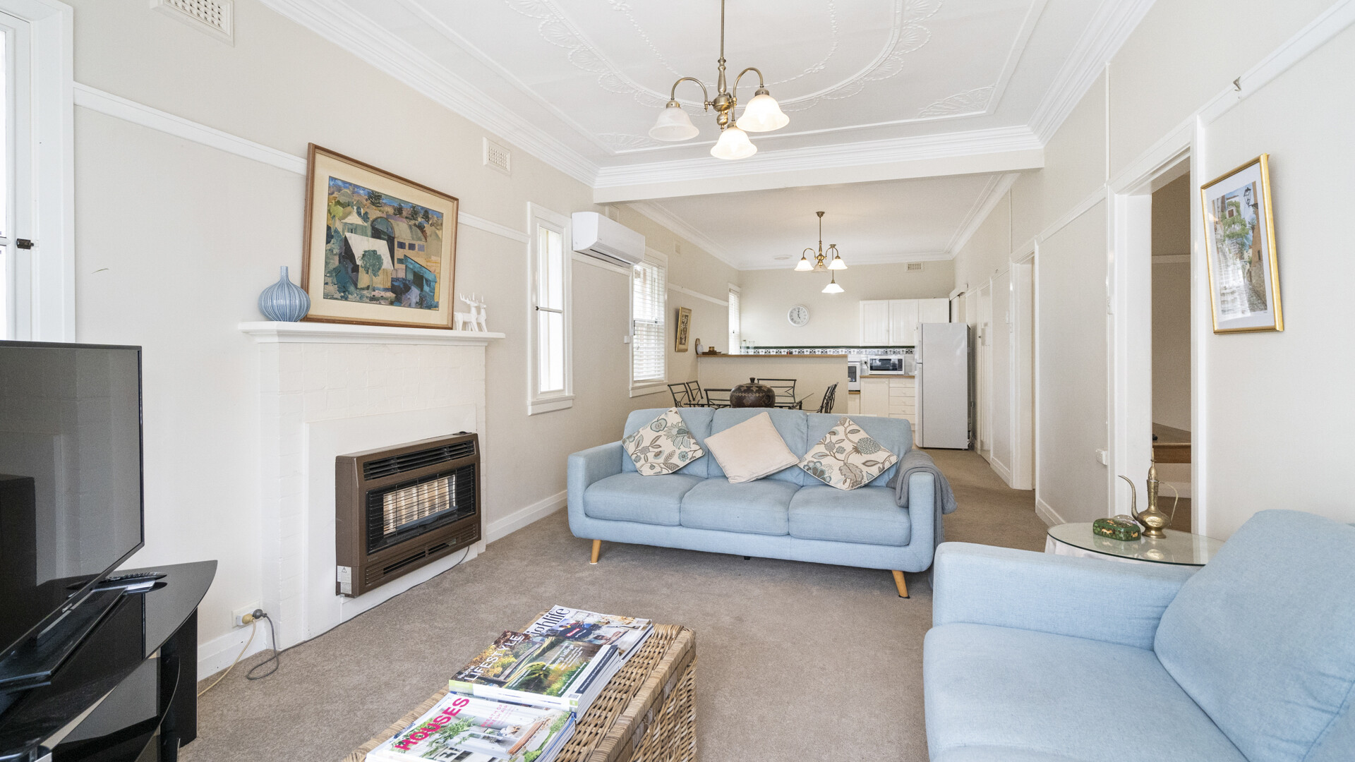 24 Roberts Street, Narrandera NSW 2700 - photo 8