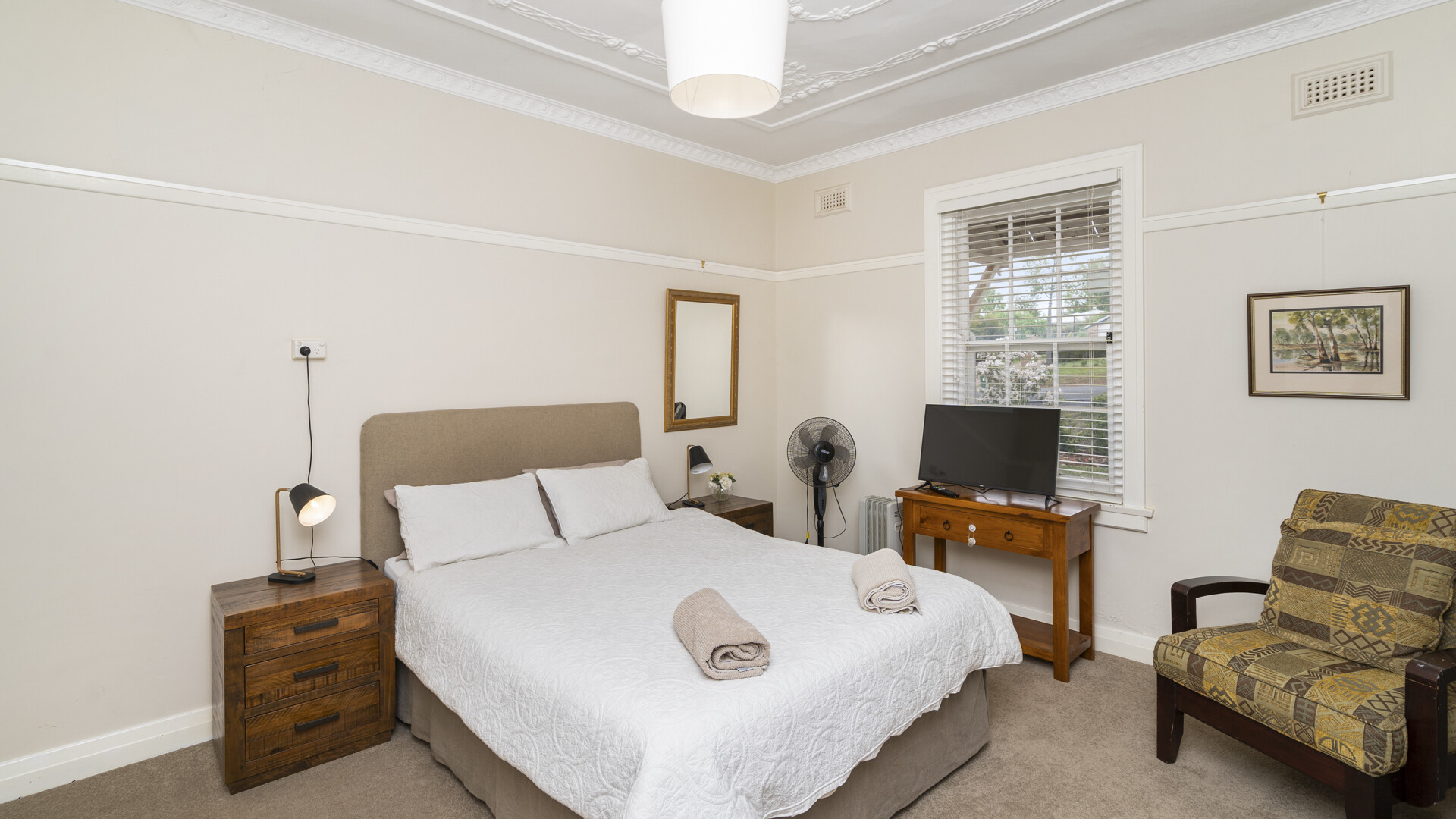 24 Roberts Street, Narrandera NSW 2700 - photo 9