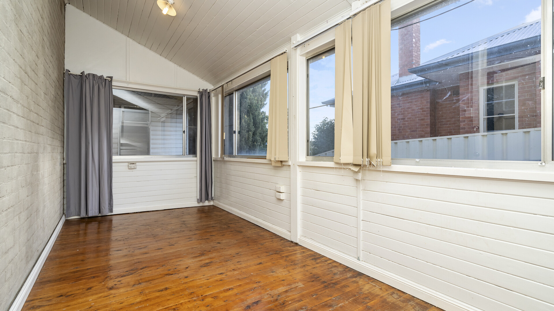 37 King Street, Narrandera NSW 2700 - photo 12