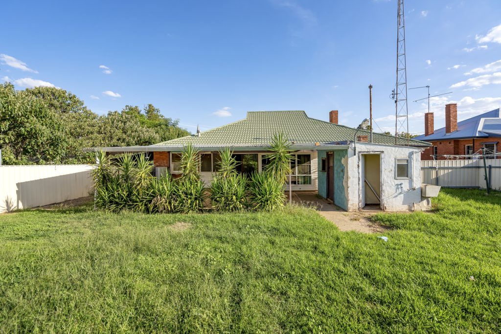 37 King Street, Narrandera NSW 2700 - photo 17