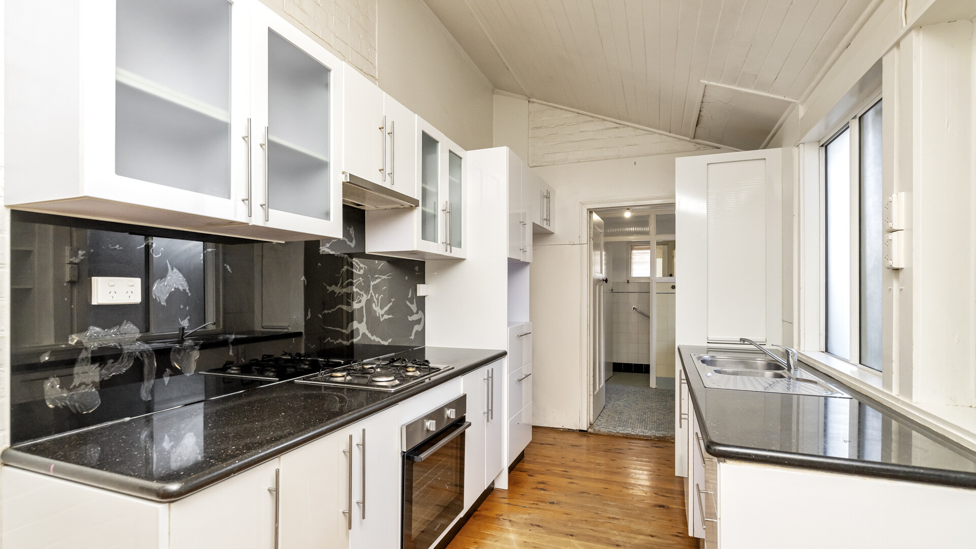 37 King Street, Narrandera NSW 2700 - photo 6