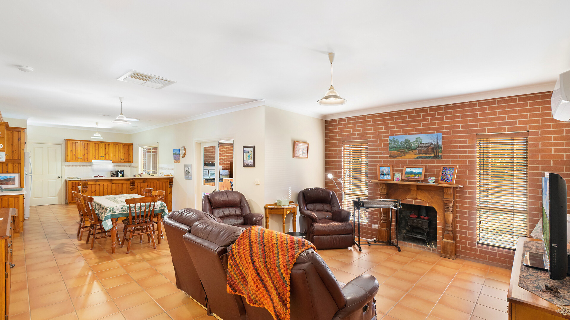 4 Guild Place, Leeton NSW 2705 - photo 8