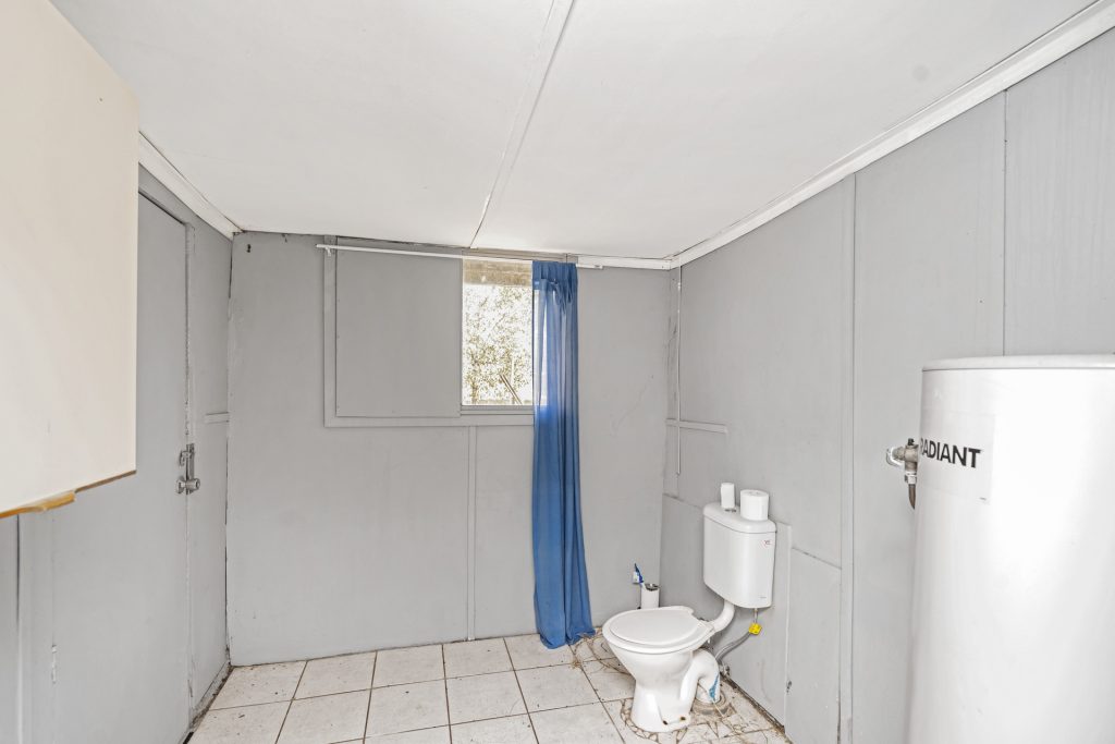 48 Hankinson Street, Narrandera NSW 2700 - photo 10
