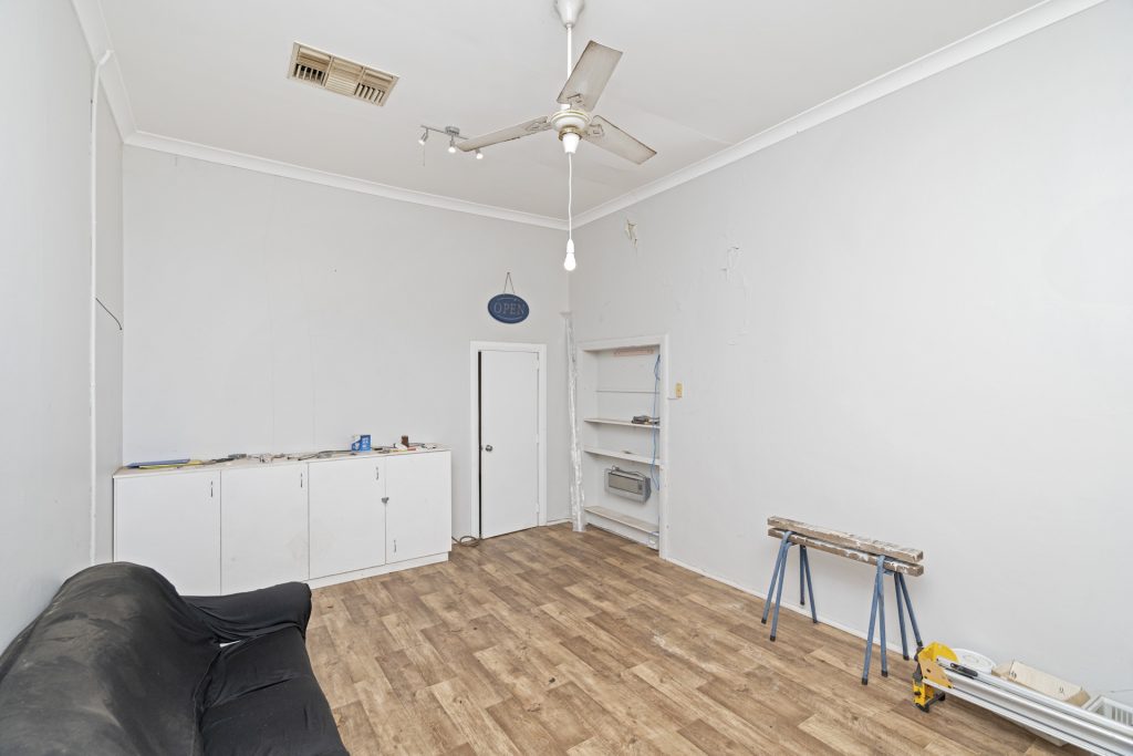166-168 East Street, Narrandera NSW 2700 - photo 6