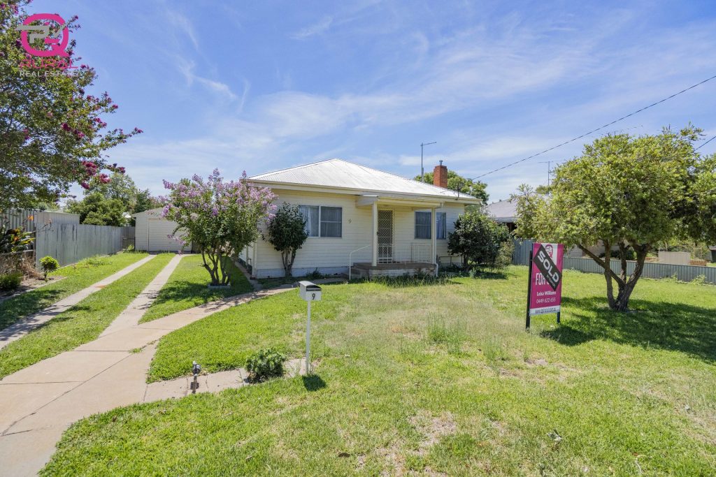 9 Grosvenor Street, Narrandera NSW 2700 - McGrath Riverina