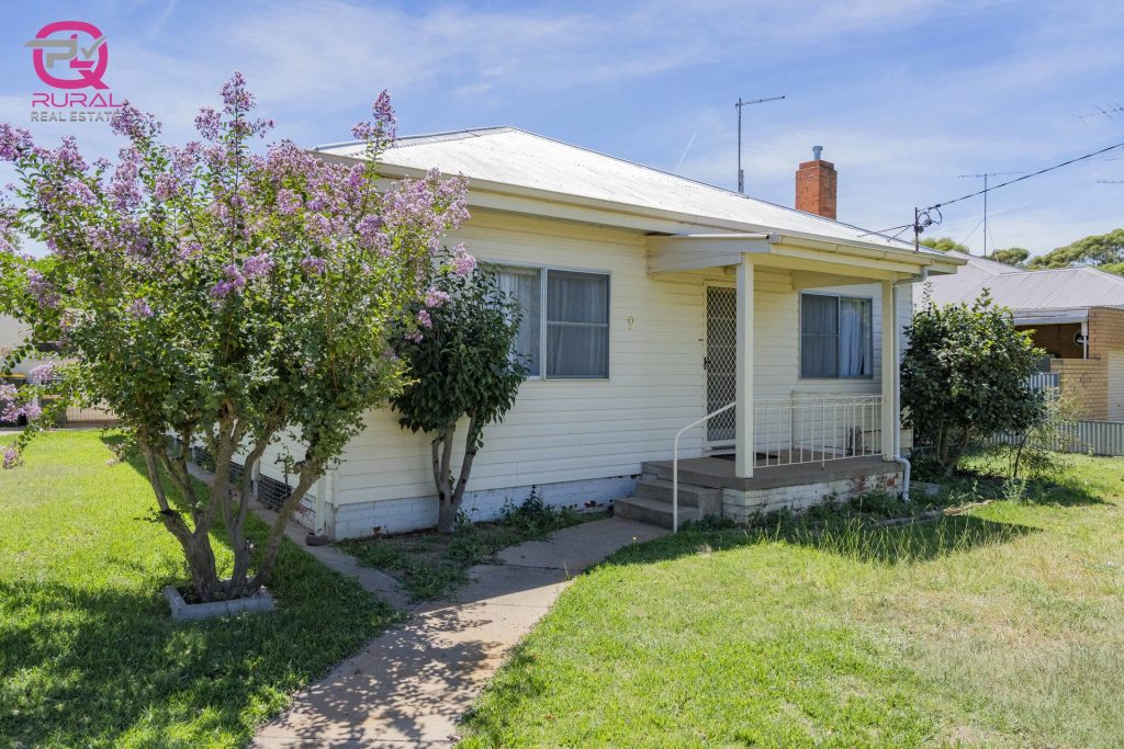 9 Grosvenor Street, Narrandera NSW 2700 - photo 7