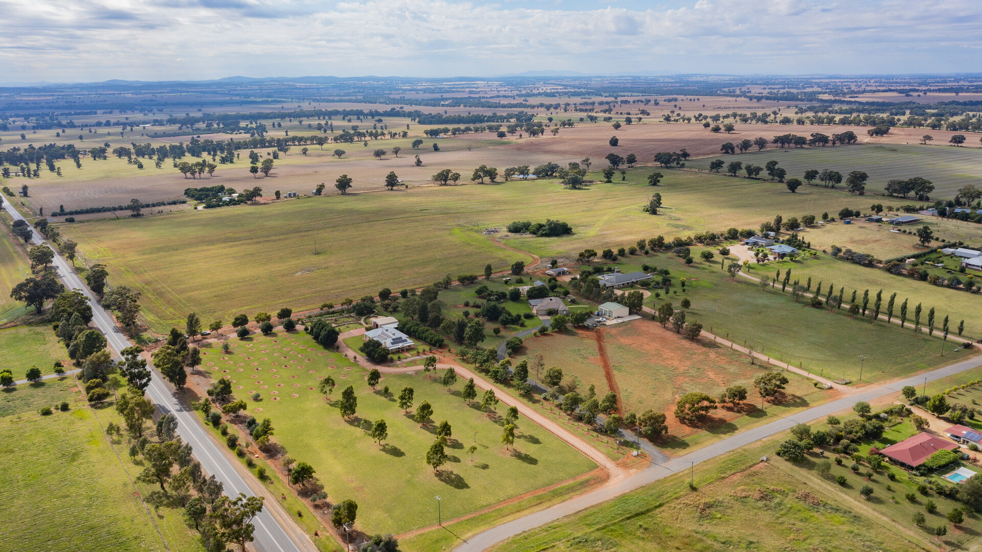 7853 Burley Griffin Way, Temora NSW 2666 - photo 10
