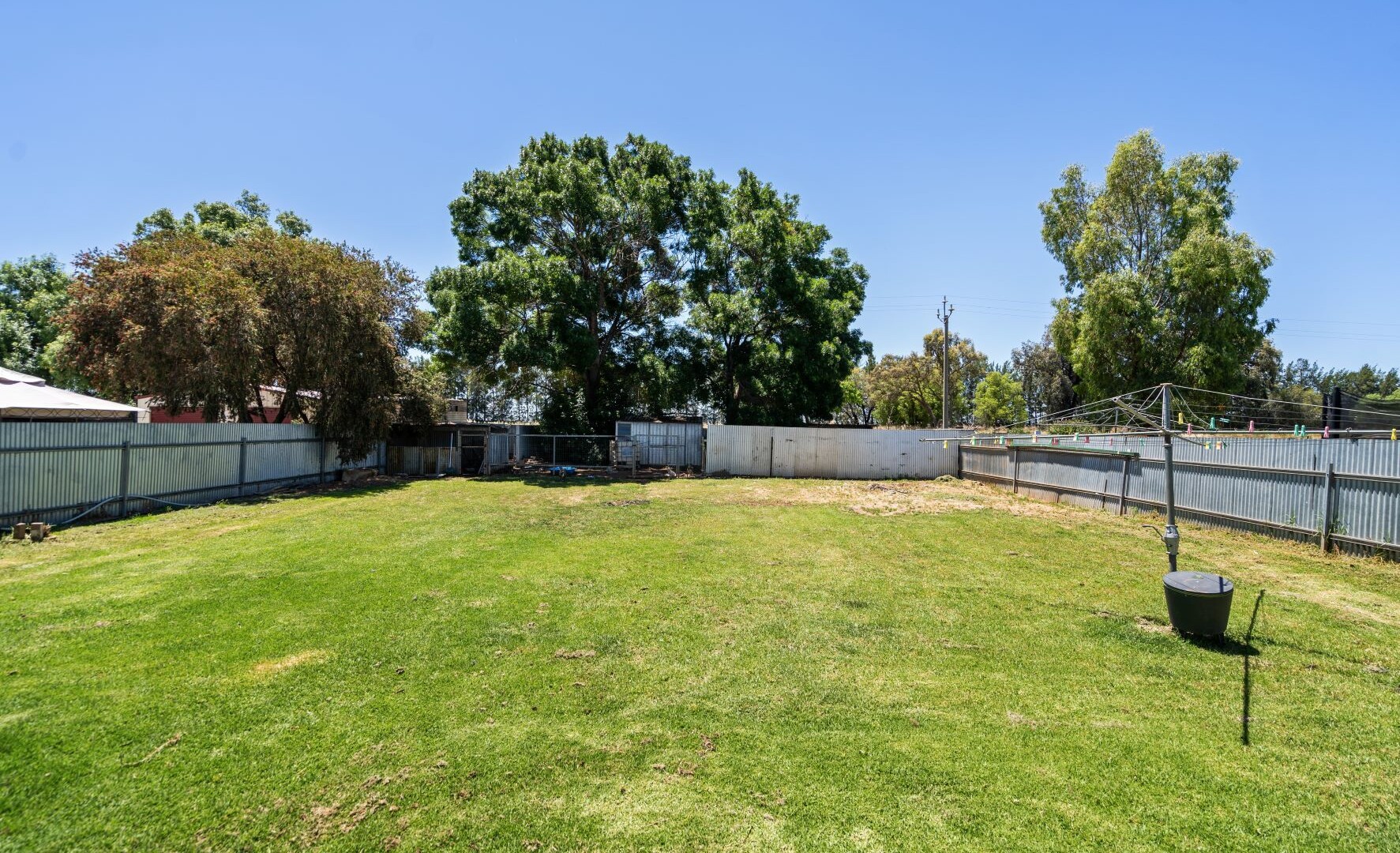 7 Brisbane Street, Leeton NSW 2705 - photo 11